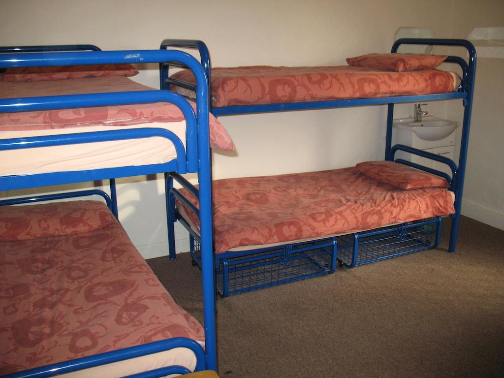 Beach Haven Holiday Hostel Tramore Room photo